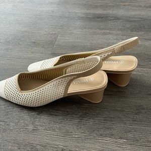 vivaia small kitten heels